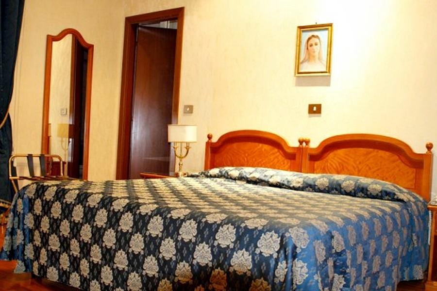 Hotel Genio Róma Kültér fotó