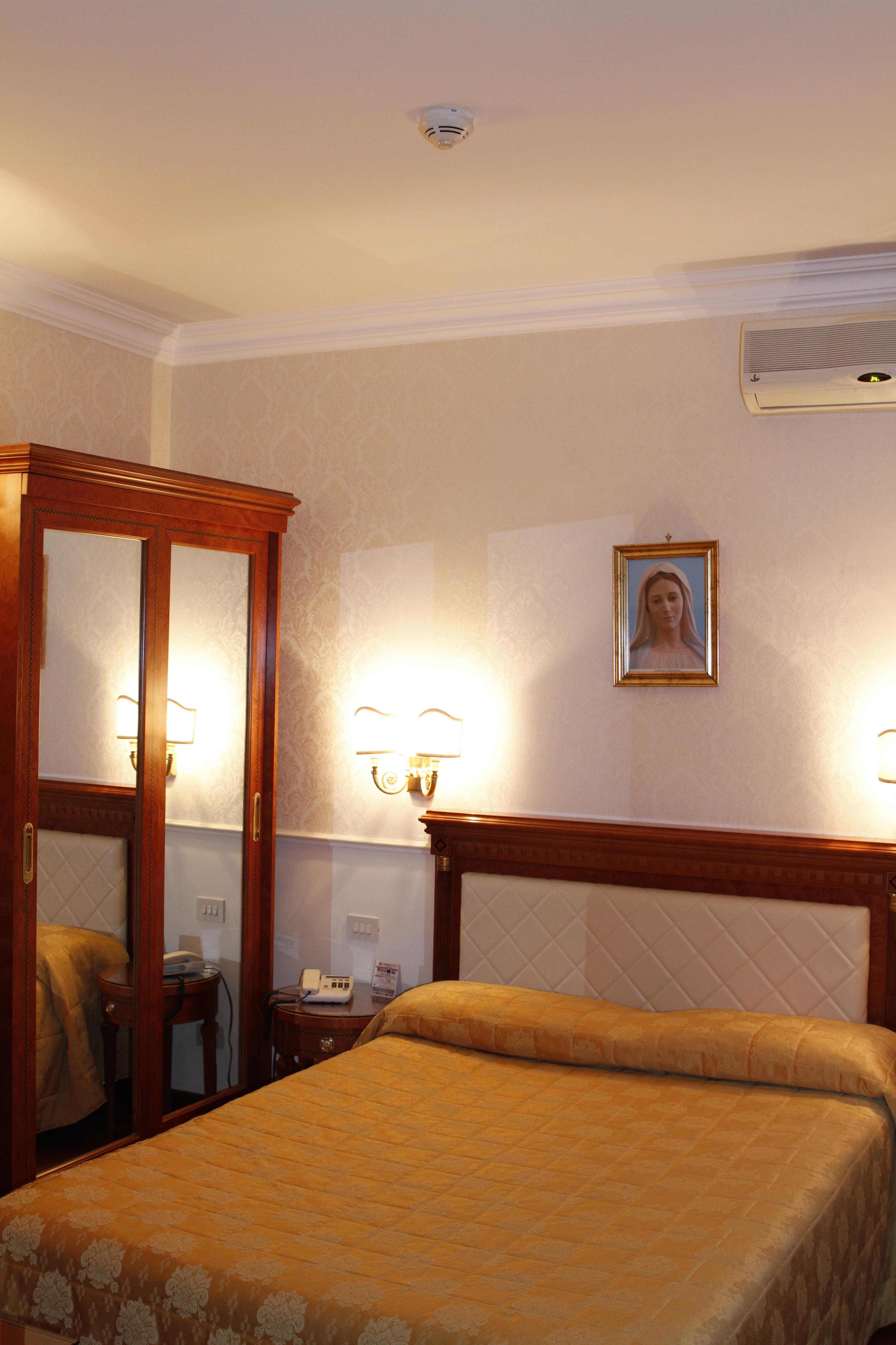 Hotel Genio Róma Kültér fotó
