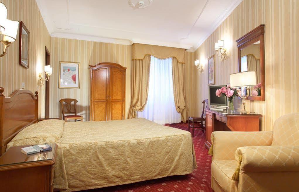 Hotel Genio Róma Kültér fotó