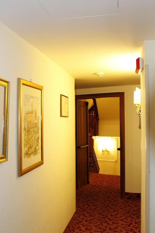 Hotel Genio Róma Kültér fotó